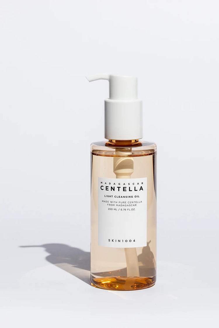 The SKIN1004 Madagascar Centella Light Cleansing Oil